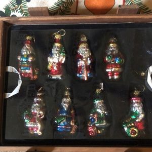 Thomas Pacconi Santa's from Around The World Ornaments with Crate